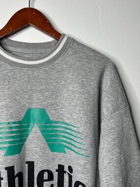 Gray Athletic crewneck sweatshirt size large by boohooman